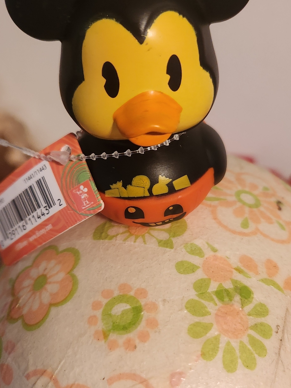 Halloween Duck Figurine NWT